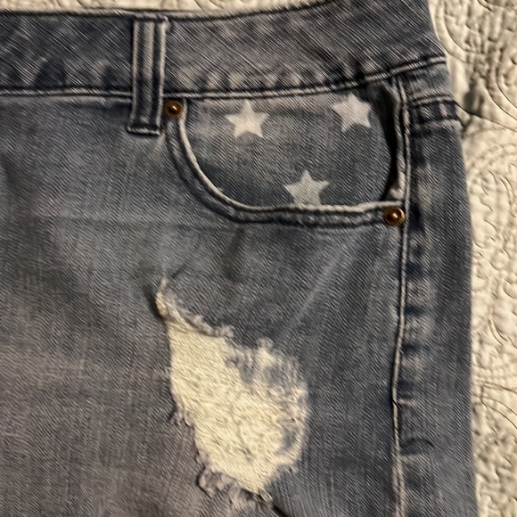 LB Weekend denim short - Picture 2 of 7